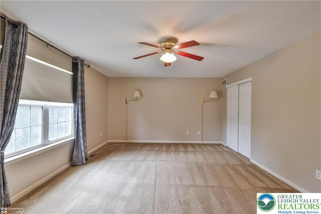 204 Mary Court, Richlandtown Boro, PA 18955