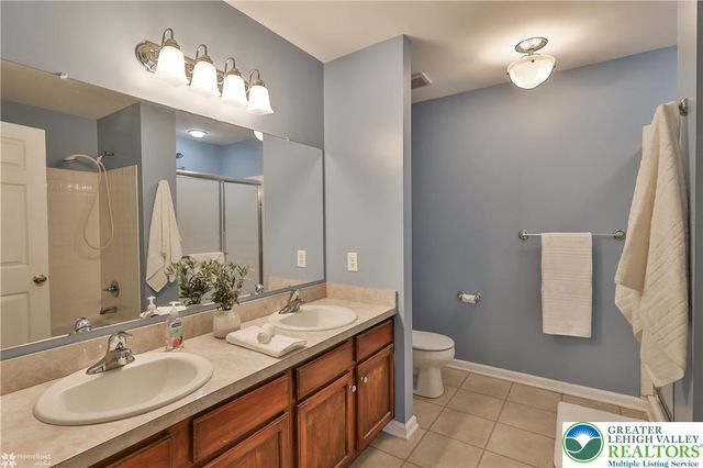 204 Mary Court, Richlandtown Boro, PA 18955