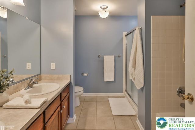 204 Mary Court, Richlandtown Boro, PA 18955