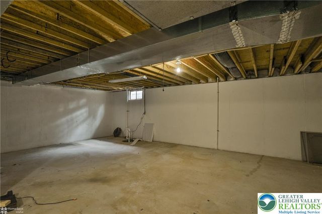 204 Mary Court, Richlandtown Boro, PA 18955