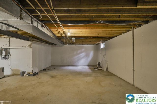 204 Mary Court, Richlandtown Boro, PA 18955