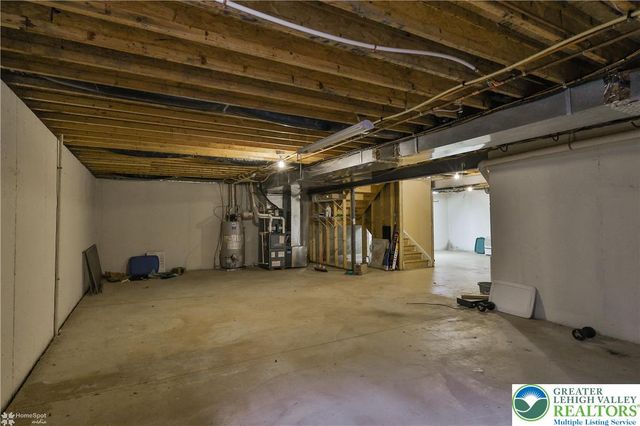 204 Mary Court, Richlandtown Boro, PA 18955