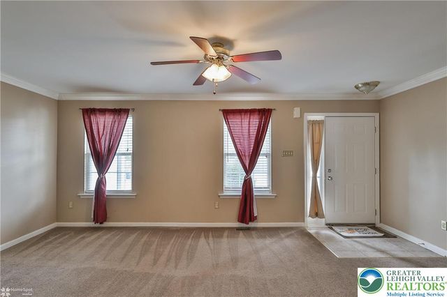 204 Mary Court, Richlandtown Boro, PA 18955