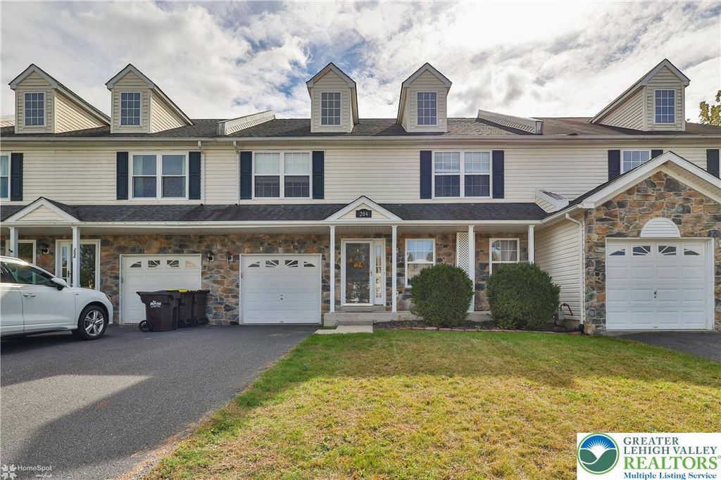 204 Mary Court, Richlandtown Boro, PA 18955