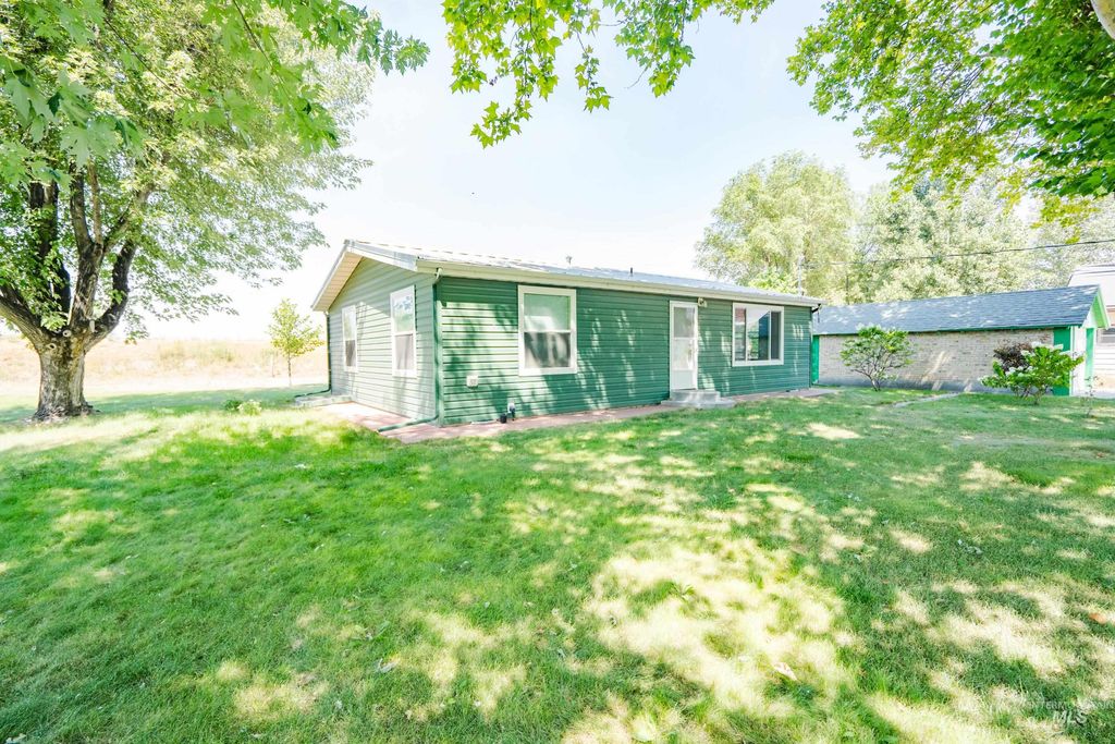 926 11th St, Rupert, ID 83350
