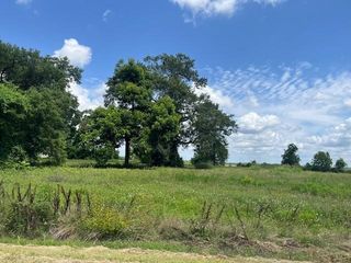 320 N BAYOU RAPIDES Road, Alexandria, LA 71303