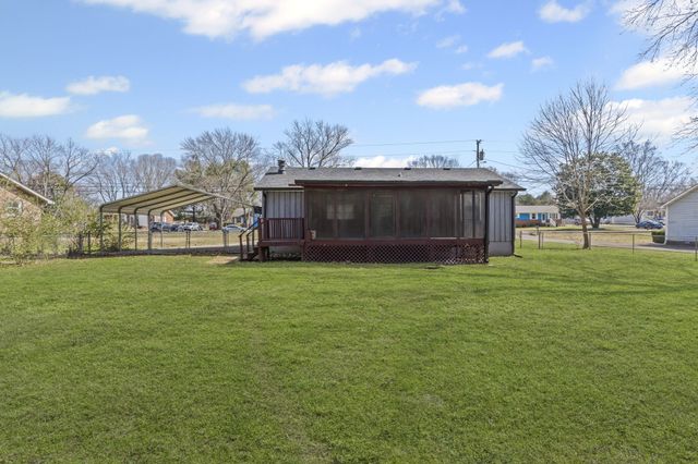 524 Bragg Ave, Smyrna, TN 37167