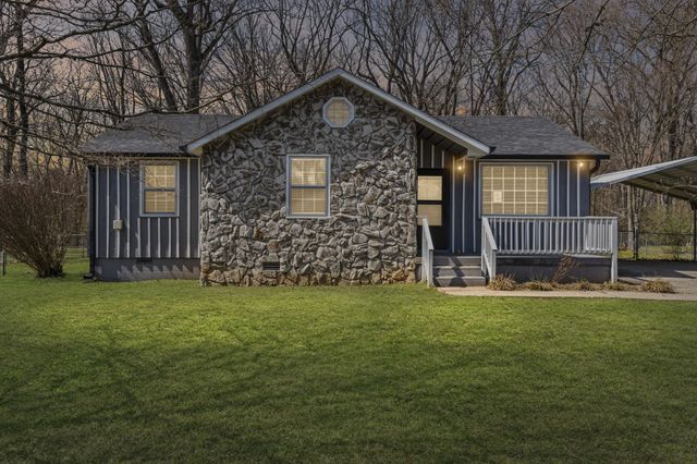 524 Bragg Ave, Smyrna, TN 37167