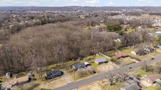 524 Bragg Ave, Smyrna, TN 37167