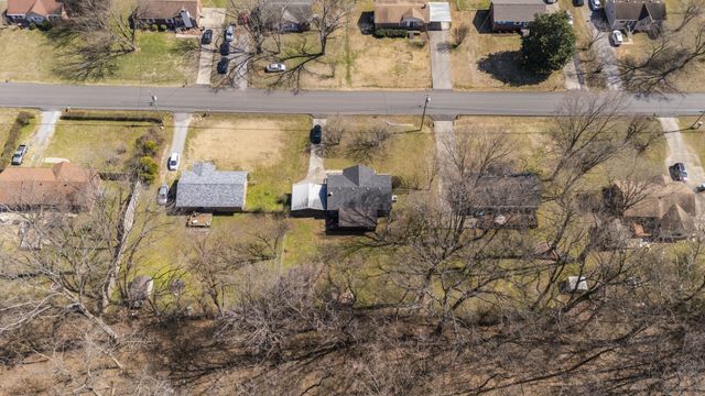 524 Bragg Ave, Smyrna, TN 37167