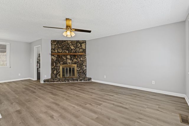 524 Bragg Ave, Smyrna, TN 37167