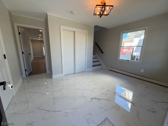 81 Elm St, Dover Town, NJ 07801
