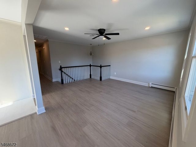 81 Elm St, Dover Town, NJ 07801