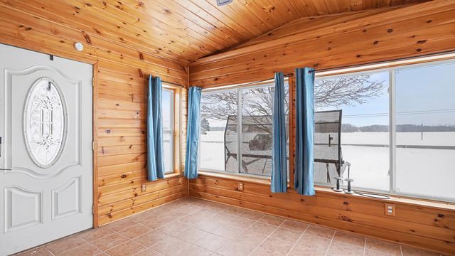 288 30th Avenue, Six Lakes, MI 48886