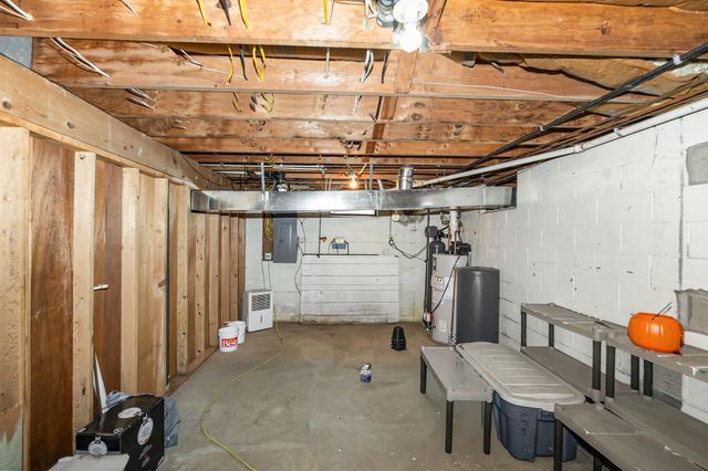 288 30th Avenue, Six Lakes, MI 48886