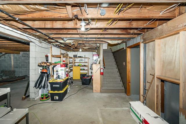 288 30th Avenue, Six Lakes, MI 48886