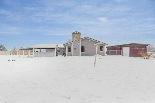 288 30th Avenue, Six Lakes, MI 48886