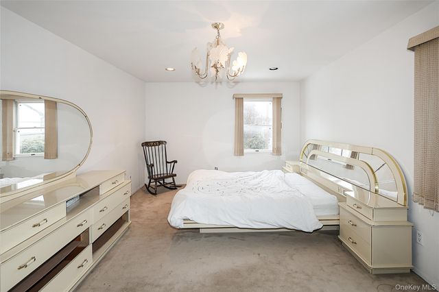 28 Polo Road, Great Neck, NY 11023