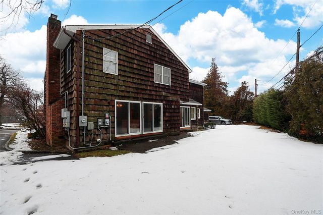 28 Polo Road, Great Neck, NY 11023