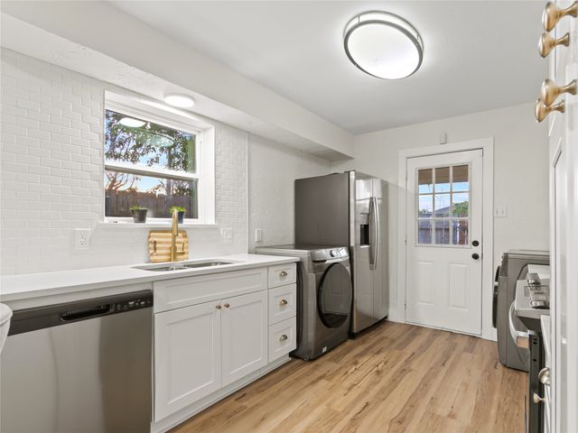 14341 Haymeadow Circle, Dallas, TX 75254