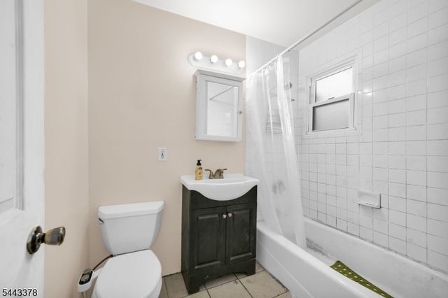 191 Fayette Ave, Wayne Twp., NJ 07470