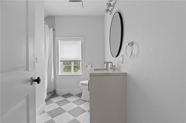 34 East Bowery Street, Newport, RI 02840