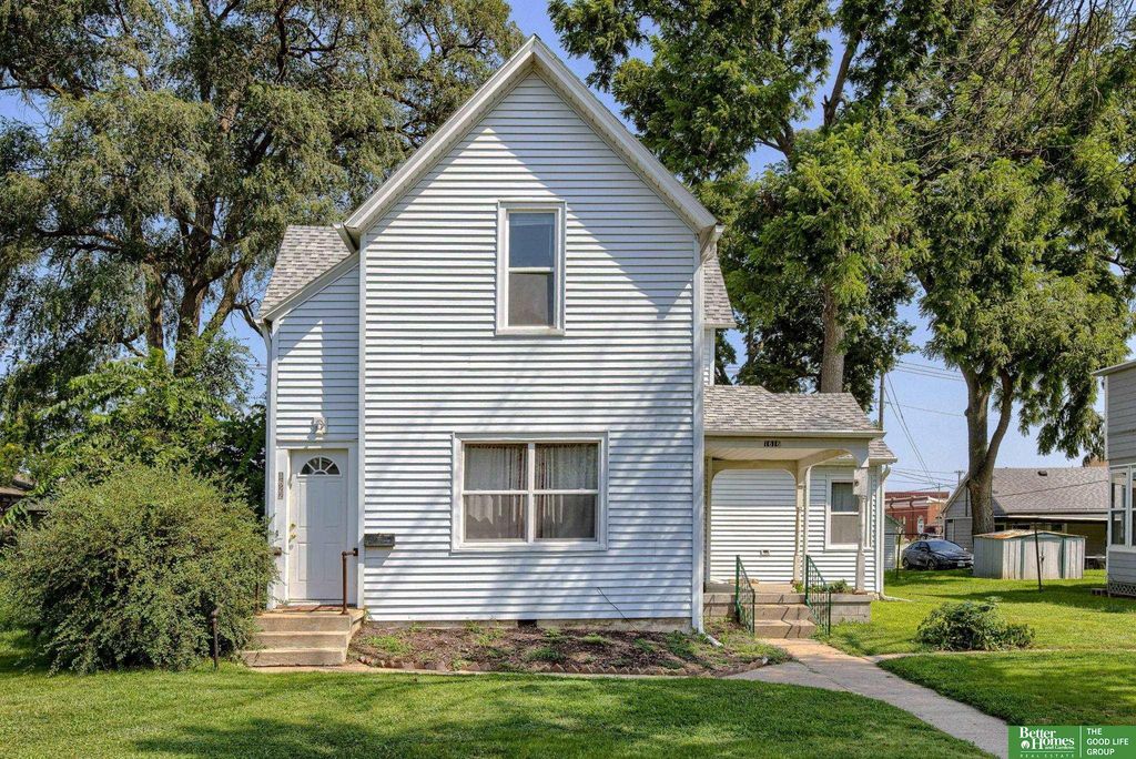 1616 Grant Street, Blair, NE 68008