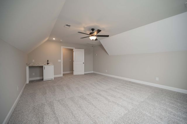 5409 Walnut Farms Blvd, Christiana, TN 37037