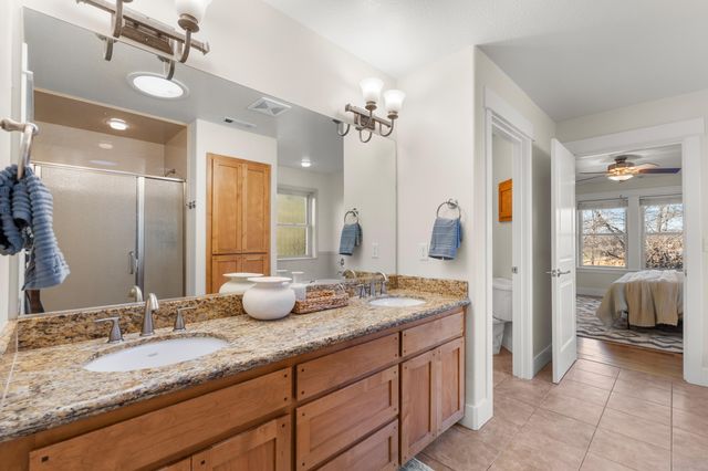 78 Greenmoor Drive, Eagle Point, OR 97524