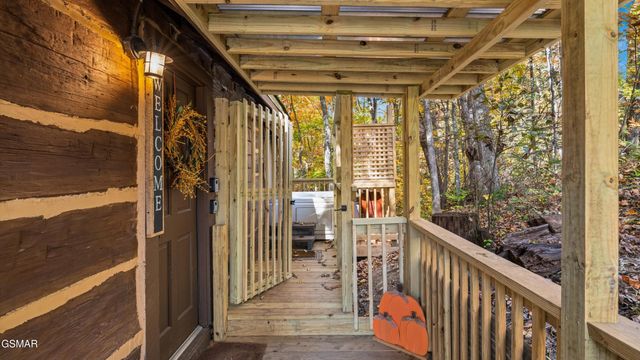 1131 Old Cartertown Road Road, Gatlinburg, TN 37738