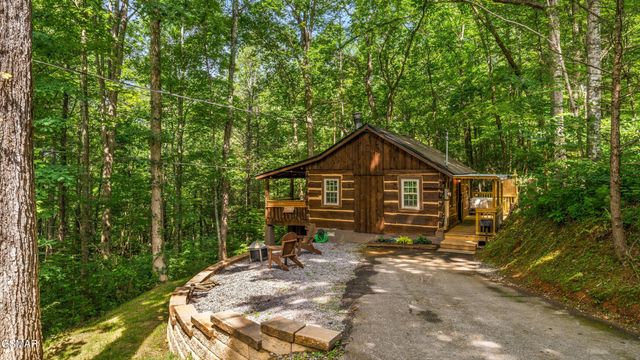1131 Old Cartertown Road Road, Gatlinburg, TN 37738