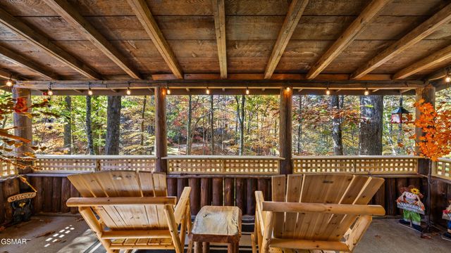 1131 Old Cartertown Road Road, Gatlinburg, TN 37738