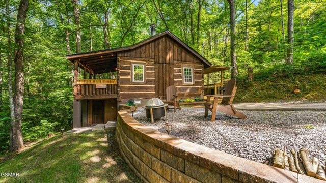 1131 Old Cartertown Road Road, Gatlinburg, TN 37738