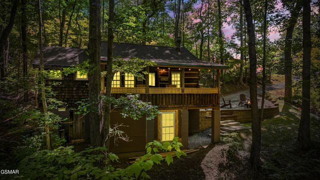 1131 Old Cartertown Road Road, Gatlinburg, TN 37738