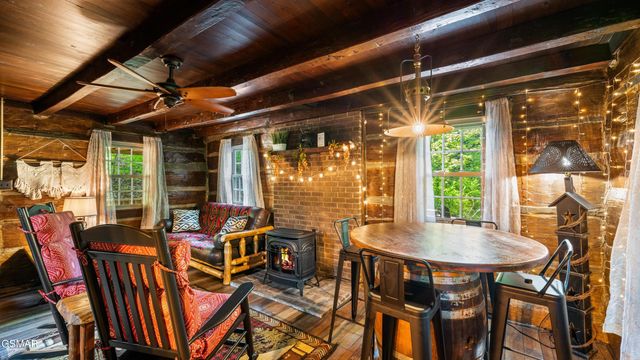 1131 Old Cartertown Road Road, Gatlinburg, TN 37738