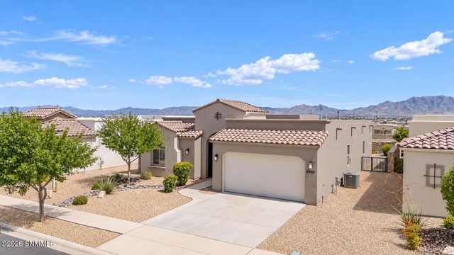 6840 Electra Avenue, Las Cruces, NM 88012