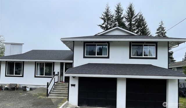 1017 Ballentine Street, Raymond, WA 98577