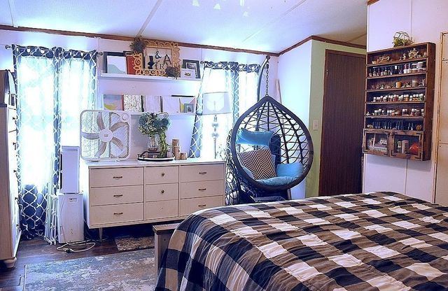 1661 Sassafras Stand Ridge Rd, Linden, TN 37096