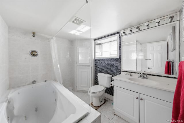 20 Elm Street, Massapequa, NY 11758