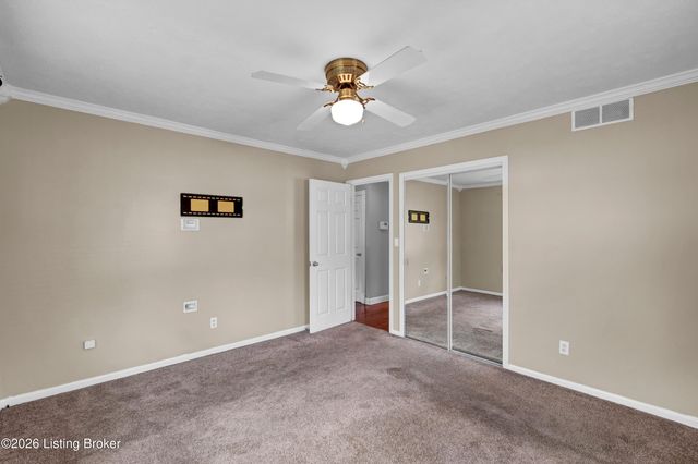 7624 Greenfield Ave, Louisville, KY 40214