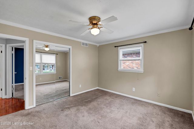 7624 Greenfield Ave, Louisville, KY 40214