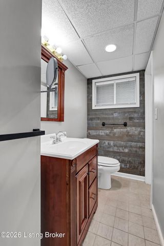 7624 Greenfield Ave, Louisville, KY 40214