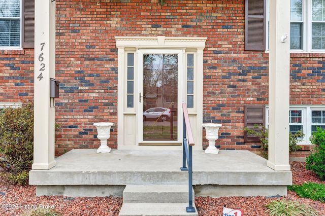 7624 Greenfield Ave, Louisville, KY 40214