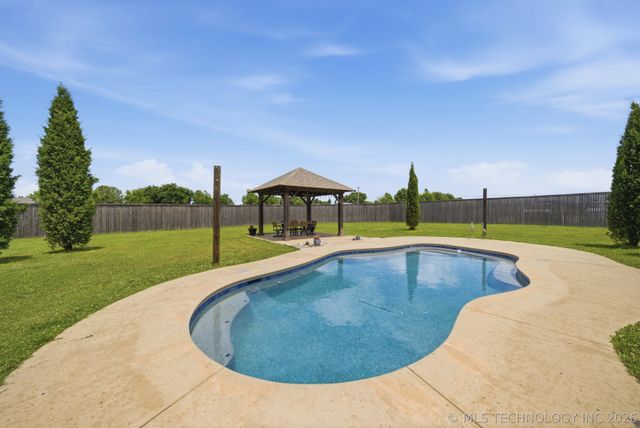 15200 E 440 Road, Claremore, OK 74017