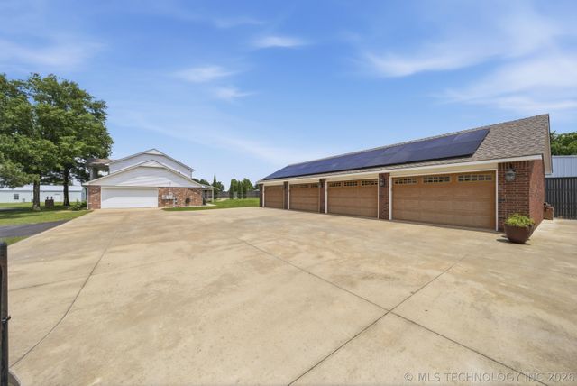 15200 E 440 Road, Claremore, OK 74017