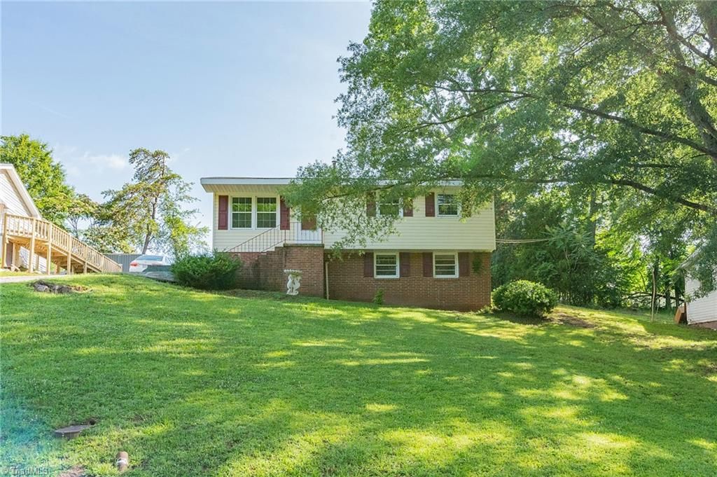406 Kings Drive, Eden, NC 27288