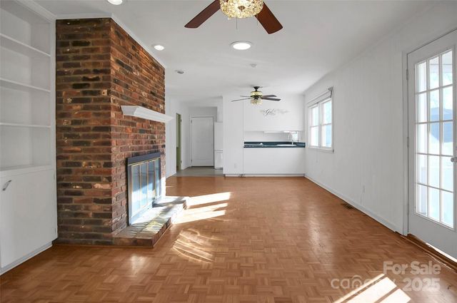 1925 Montclair Avenue, Gastonia, NC 28054