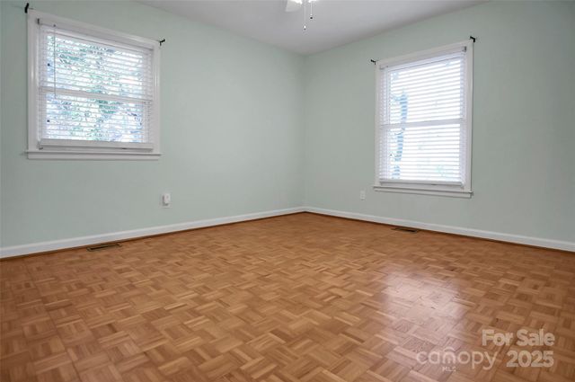 1925 Montclair Avenue, Gastonia, NC 28054