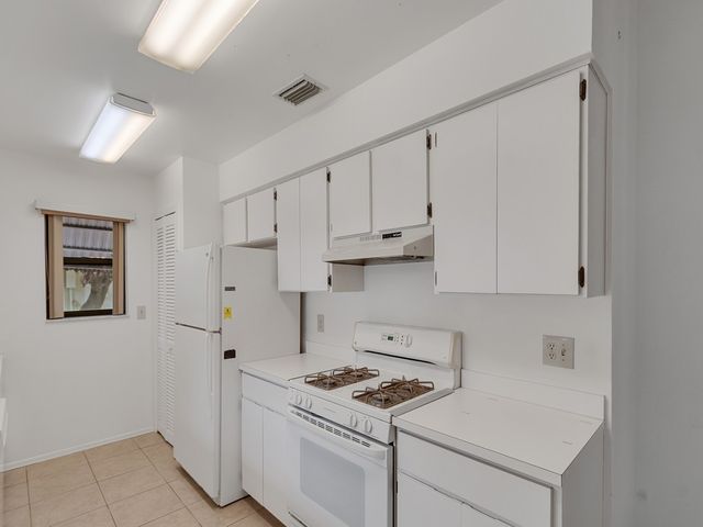 717 Doctor Avenue, Sebastian, FL 32958