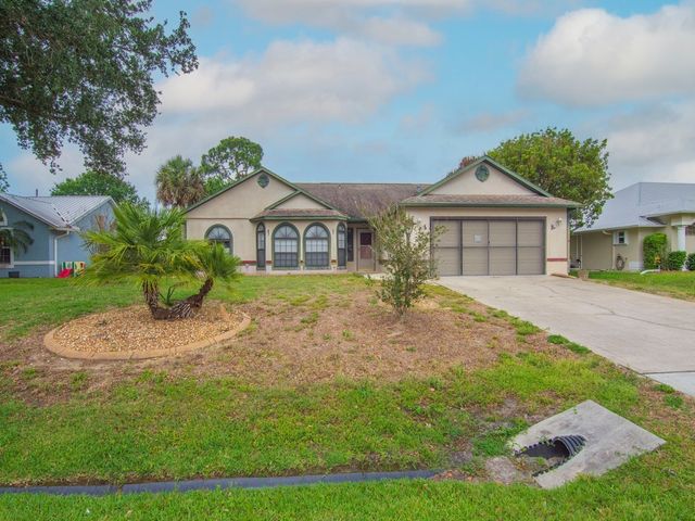 717 Doctor Avenue, Sebastian, FL 32958